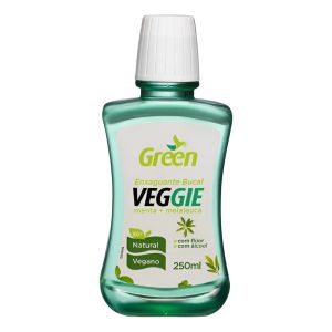 ENXAGUANTE BUCAL GREEN VEGGIE ADULTO VEGANO E NATURAL COM ?LCOOL MENTA E MELALEUCA 250 ML